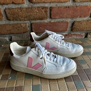 Veja Women's White and Pink Sneakers